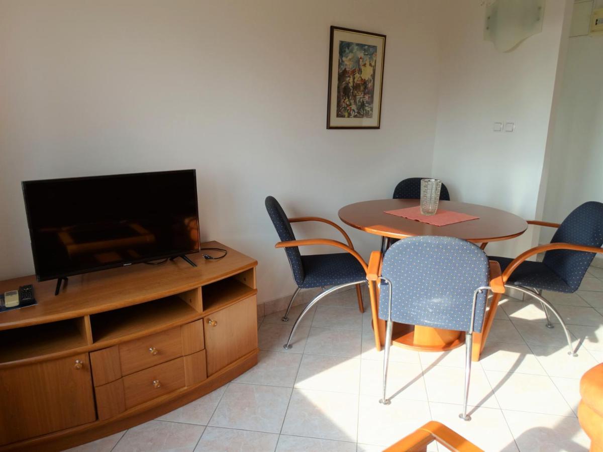 Apartman Crikvenica 30214 - Zulich Eksteriør billede