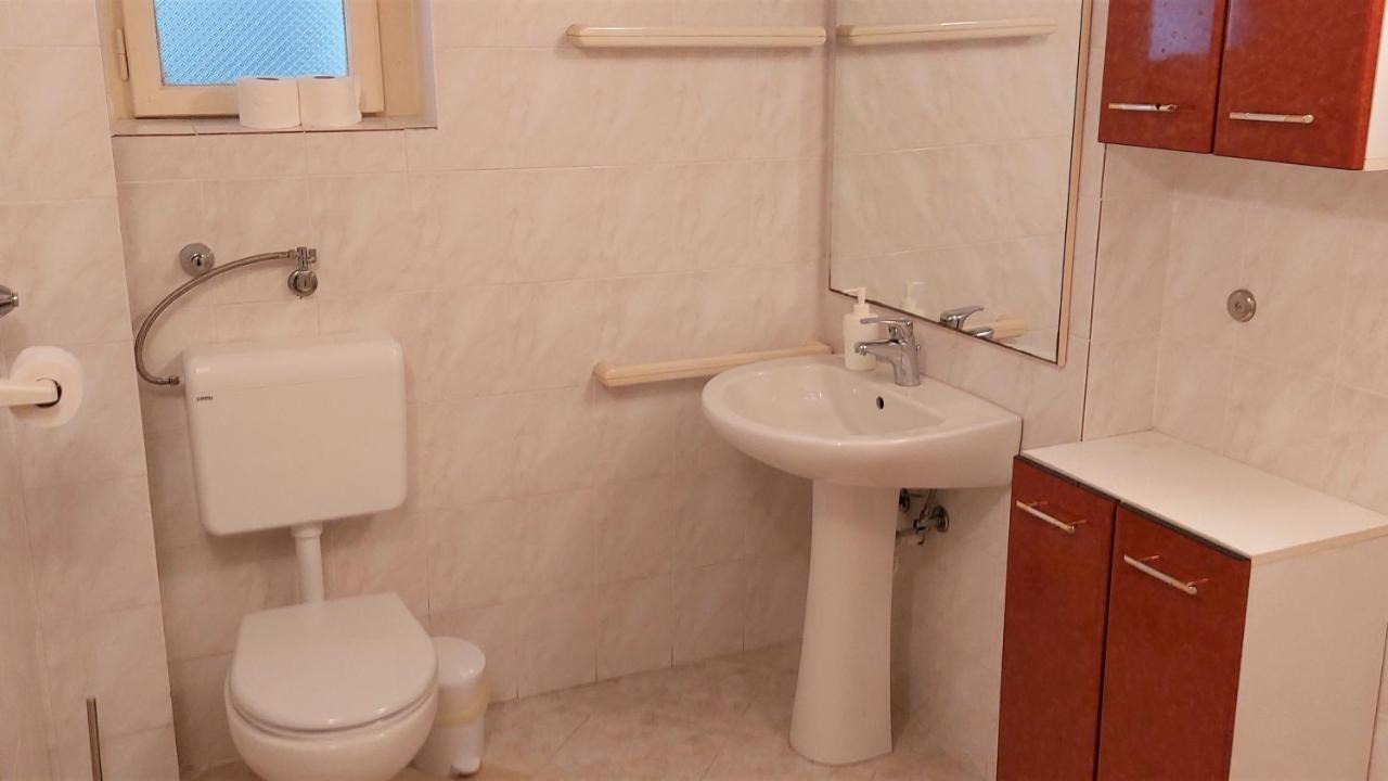 Apartman Crikvenica 30214 - Zulich Værelse billede
